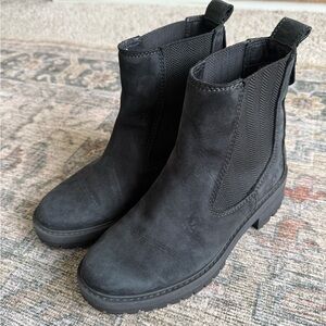 Women’s Timberland Chelsea Boots size 6.5